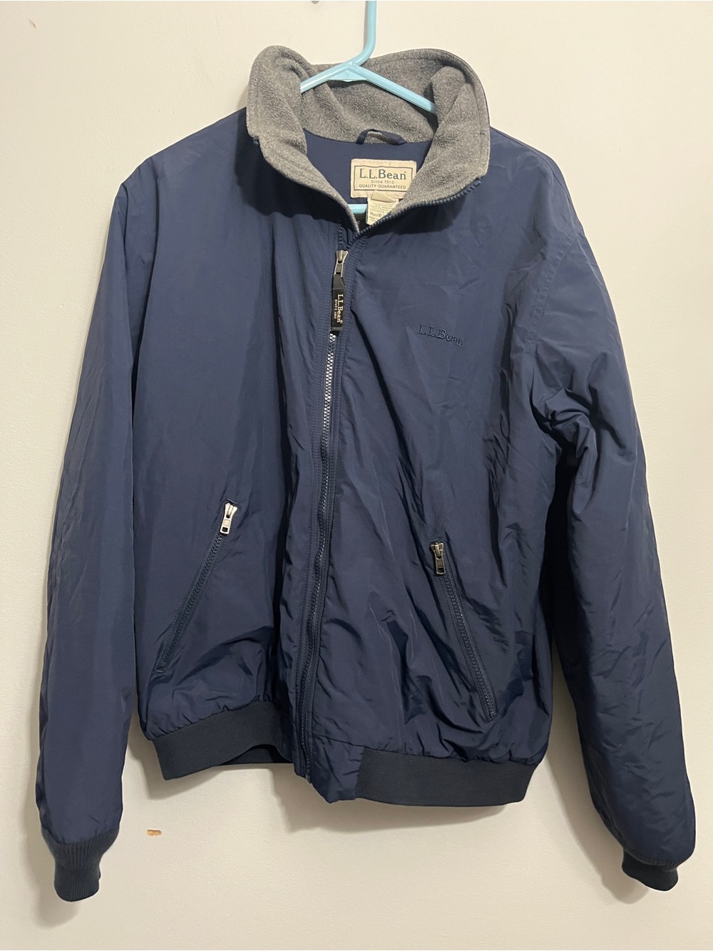 L.L. Bean Men’s Navy Warm Up Bomber With Gray Fleece Collar Size Medium